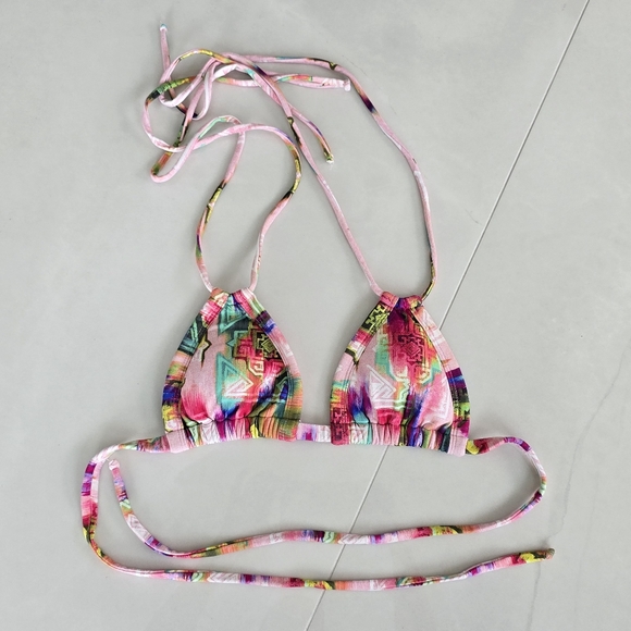 Montce Bikini Set in Picchu - Triangle Top and Cheeky Bottoms - Size Small - Picture 6 of 11